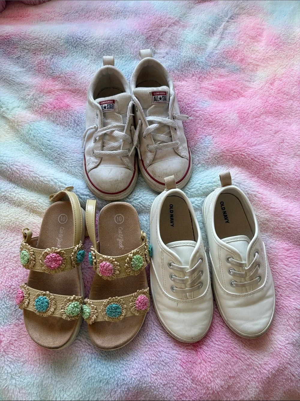 Converse Kids White & Red Low-Top Canvas Sneakers